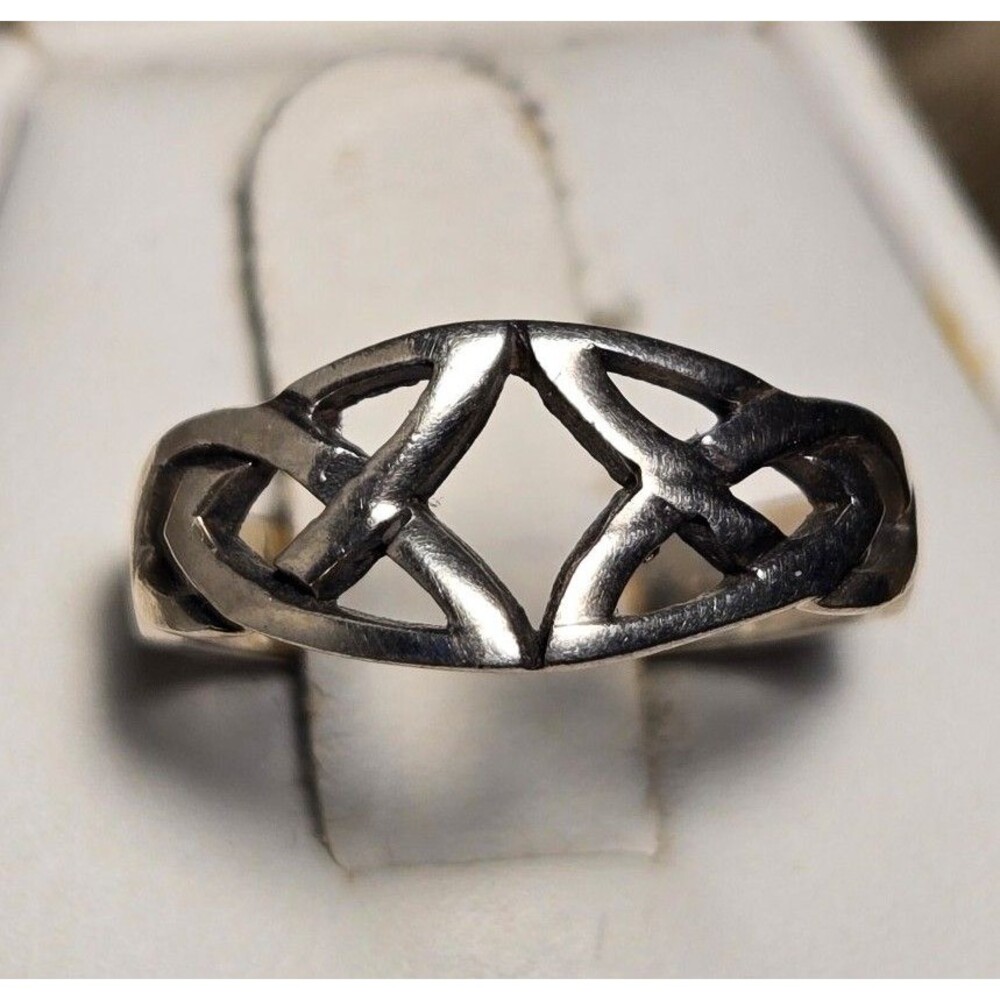 Celtic vintage sterling silver ring sz 6